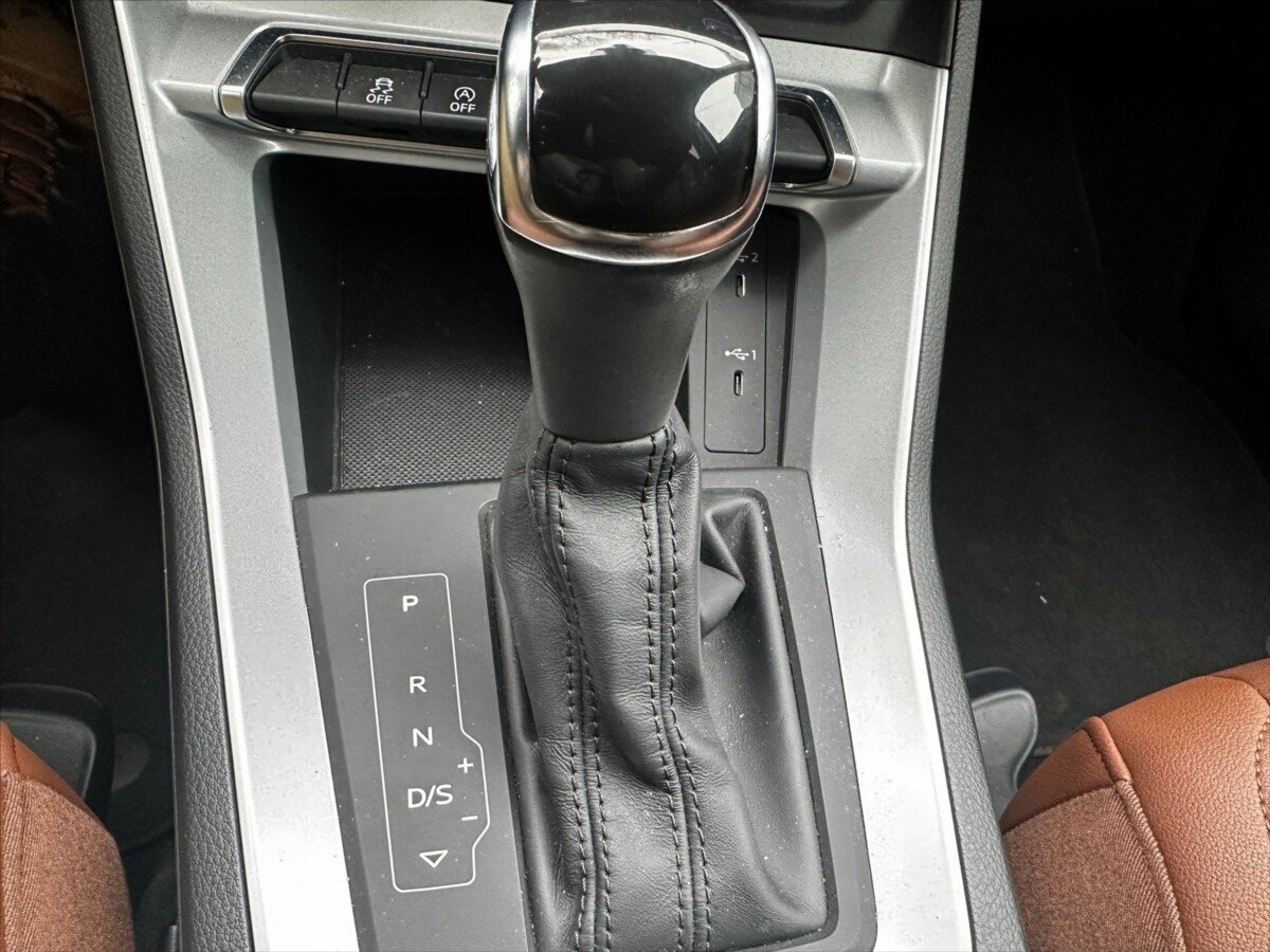 Audi Q3 Kombi 2,0 l 147 kw