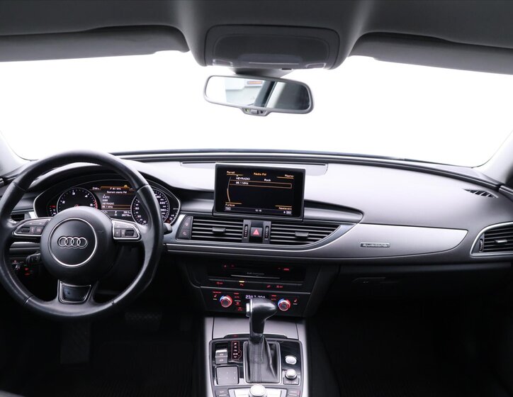 Audi A6 Allroad Kombi 3,0 l 180 kw