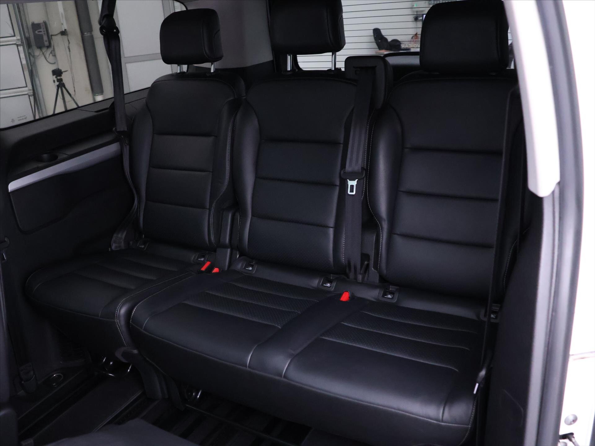 Citroën SpaceTourer MPV 2,0 l 130 kw