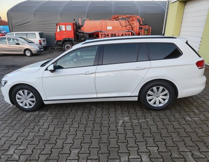 Volkswagen Passat 2