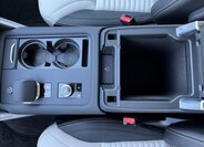 Land Rover Discovery SUV / Terénní 3,0 l 257 kw