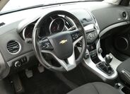 Chevrolet Cruze 24