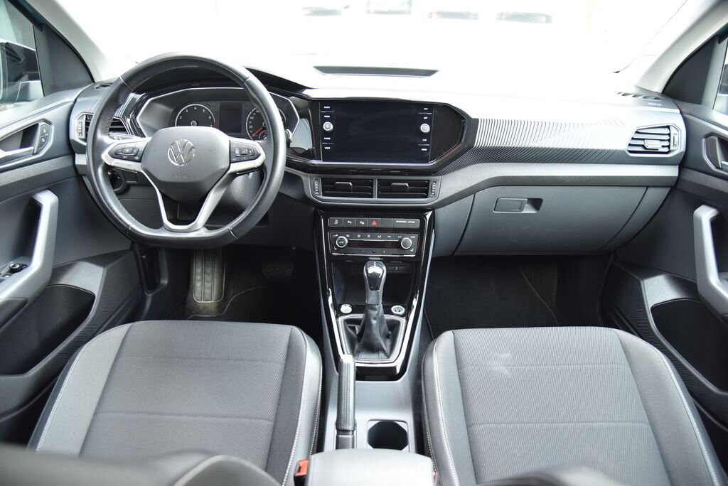 Volkswagen T-Cross SUV / Terénní 1,5 l 110 kw