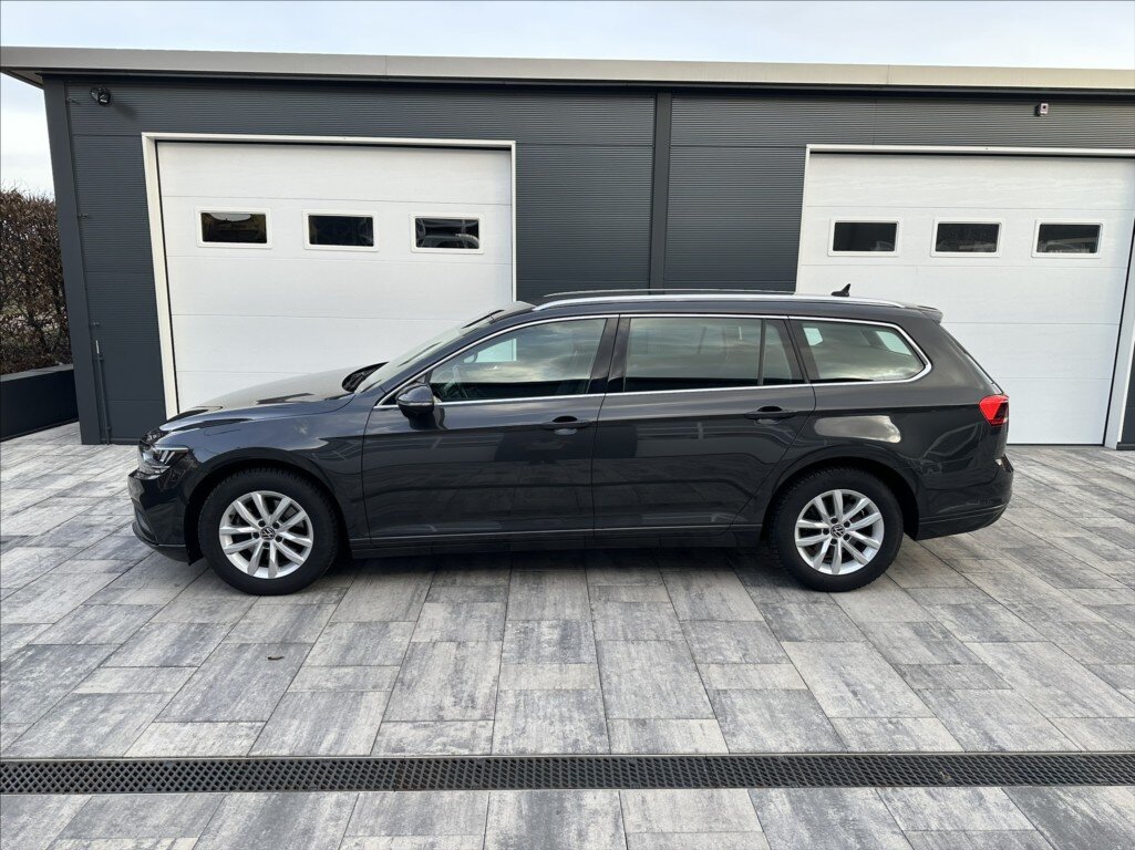 Volkswagen Passat Kombi 1,5 l 110 kw