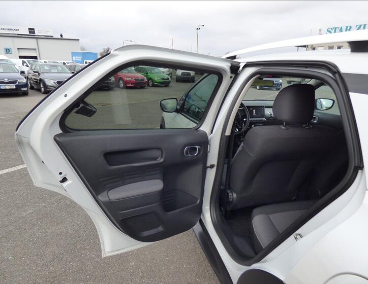 Citroën C4 Cactus 10