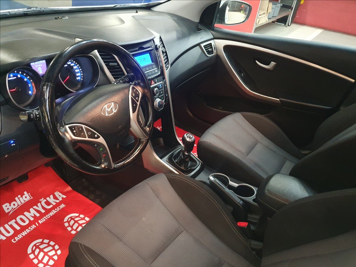 Hyundai i30 Kombi 1,6 l 88 kw