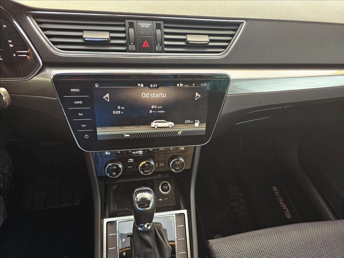 Škoda Superb