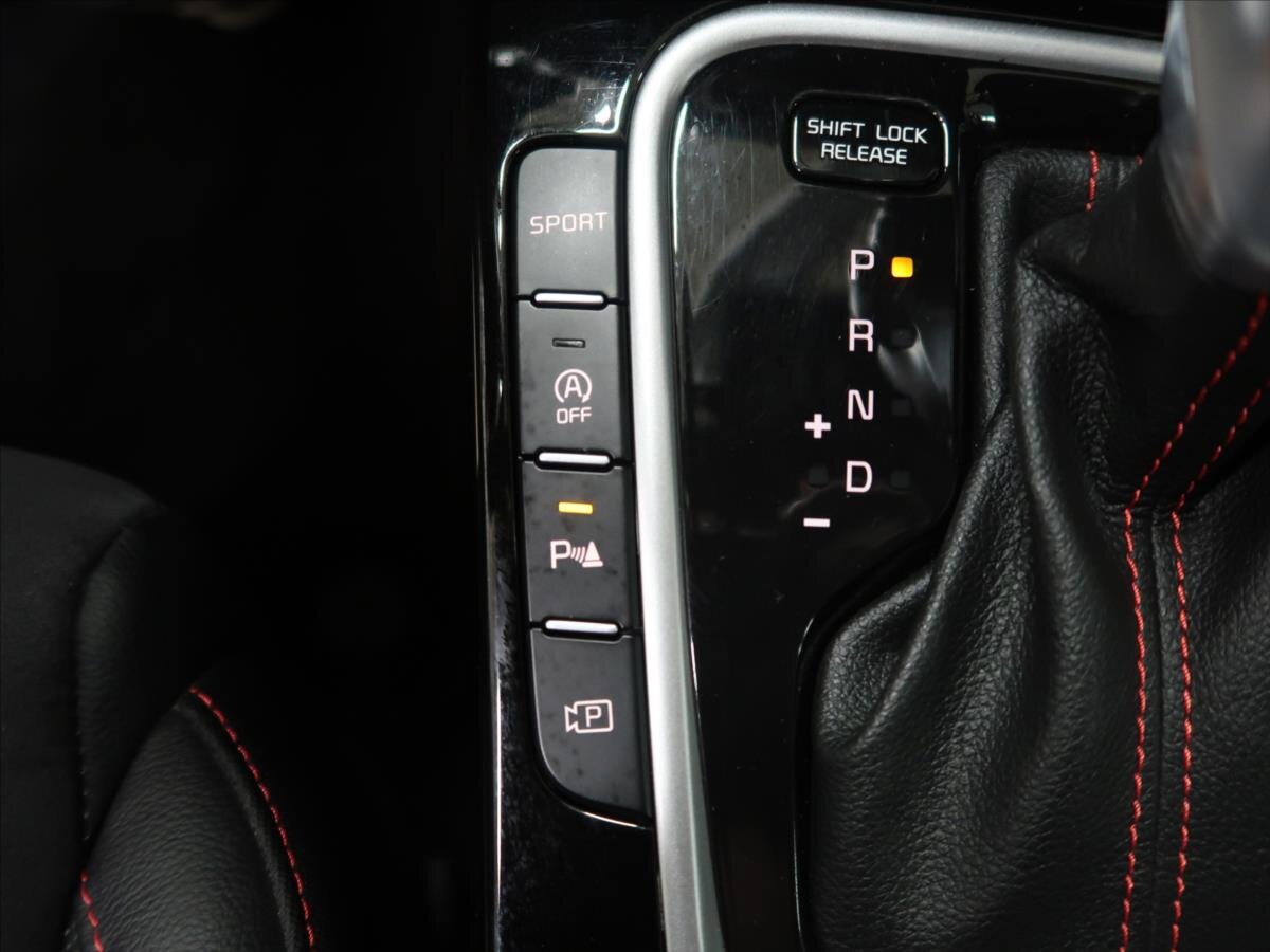 KIA ProCeed Kombi 1,6 l 150 kw