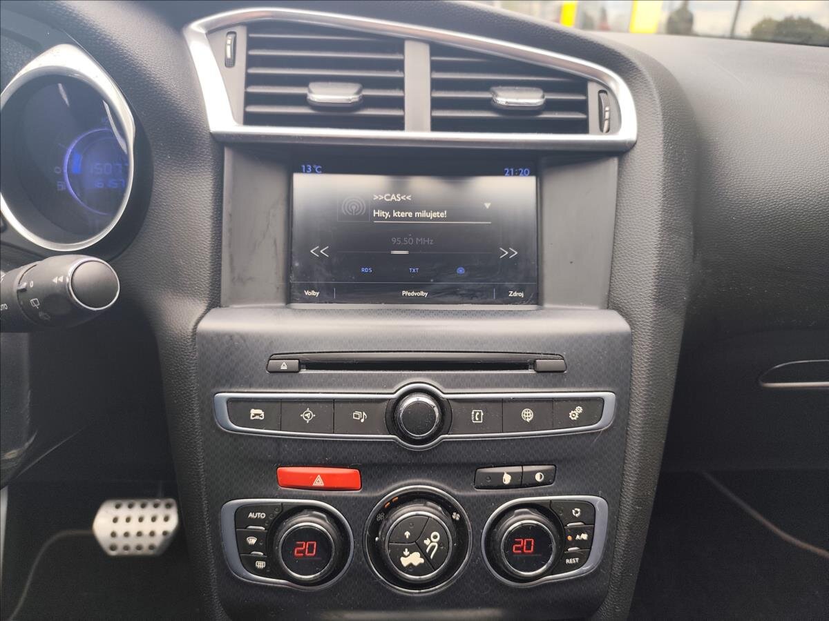 DS Automobiles DS4 Hatchback 2,0 l 133 kw