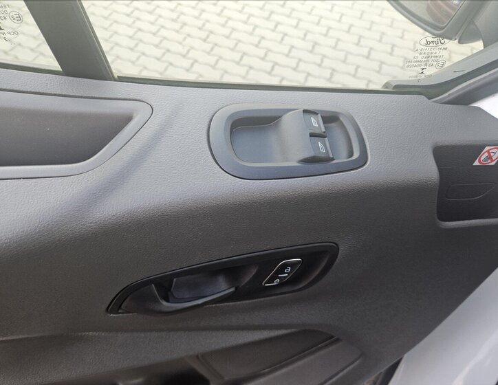 Ford Transit 7