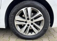 Peugeot Traveller 10