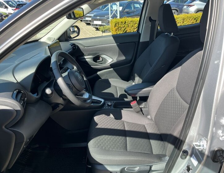 Toyota Yaris Cross SUV / Terénní 1,5 l 68 kw