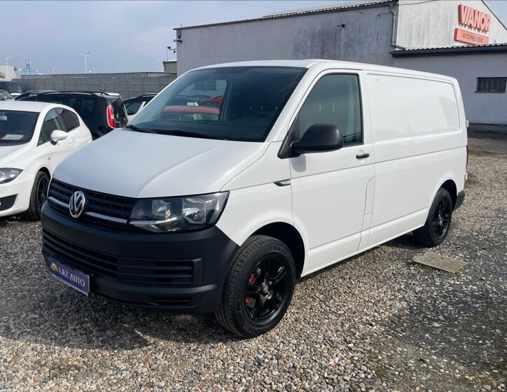 Volkswagen Transporter Skříň 2,0 l 62 kw