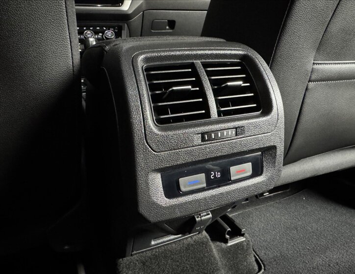 Volkswagen Touran 14