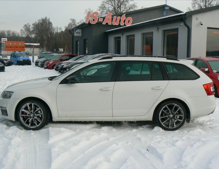 Škoda Octavia Kombi 2,0 l 162 kw