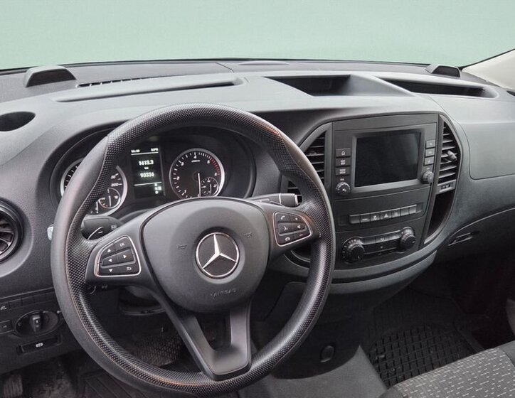 Mercedes-Benz Vito Skříň 2,0 l 120 kw