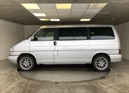 Volkswagen Caravelle 4