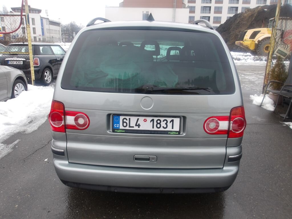 Volkswagen Sharan MPV 1,9 l 96 kw