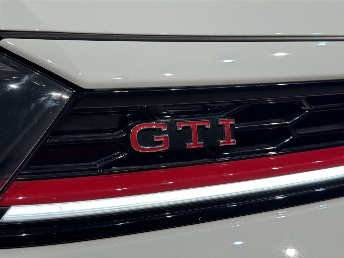 Volkswagen Polo Hatchback 2,0 l 152 kw