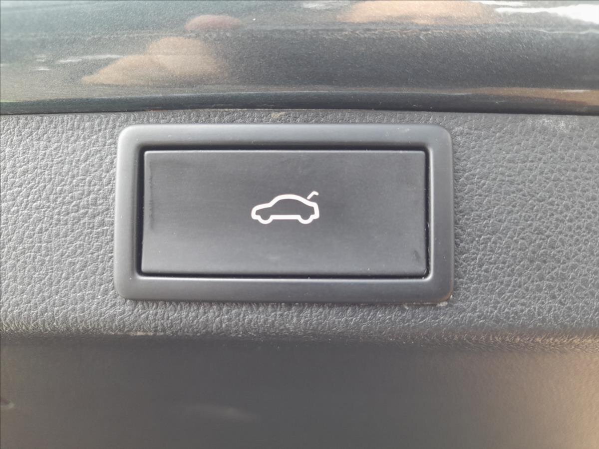 Škoda Octavia Kombi 2,0 l 180 kw