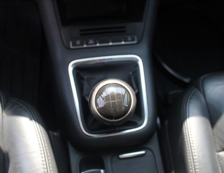 Volkswagen Tiguan Kombi 2,0 l 103 kw