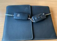 Volkswagen Transporter 22