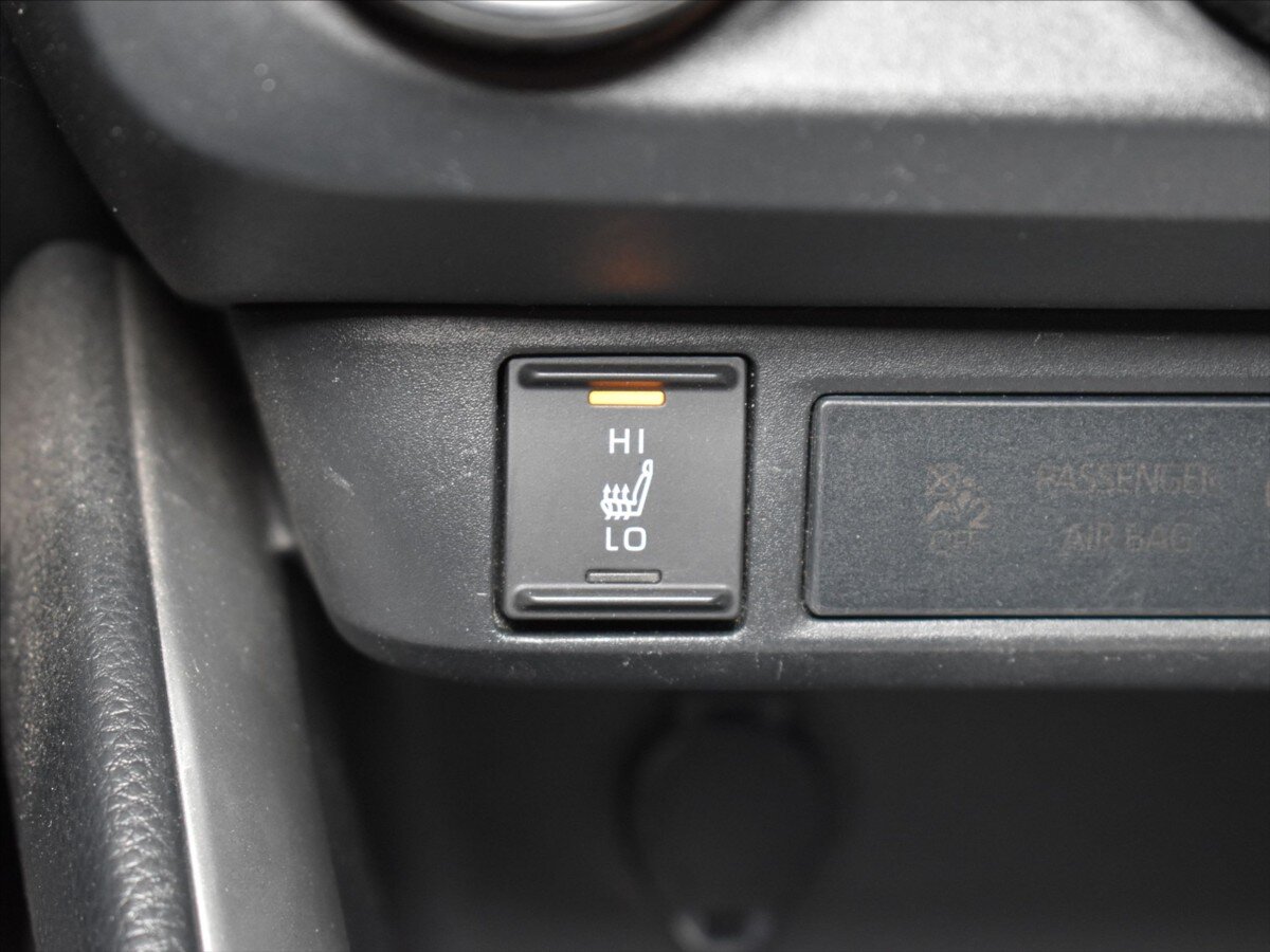 Toyota Yaris Hatchback 1,5 l 92 kw