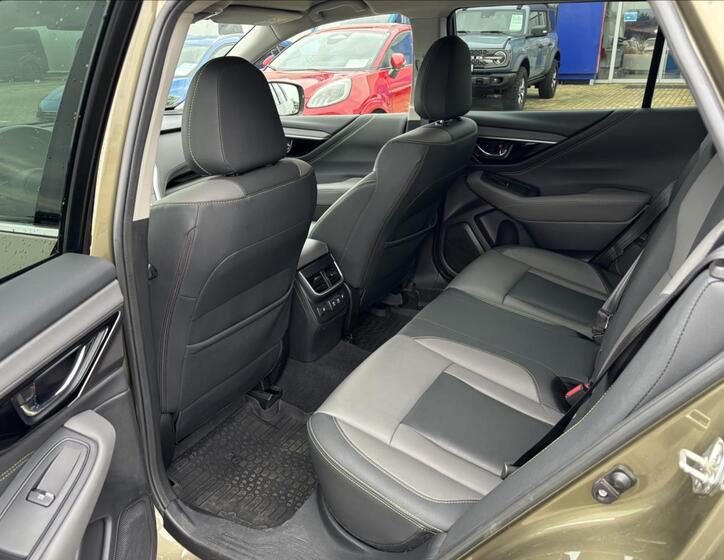 Subaru Outback 16