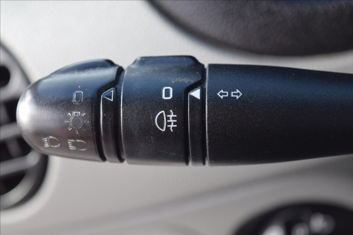 Renault Kangoo Kombi 1,1 l 55 kw