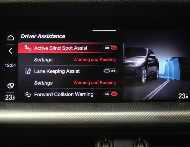 Alfa Romeo Stelvio SUV / Terénní 2,1 l 140 kw