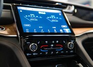 Jeep Grand Cherokee 26