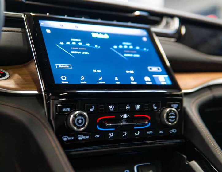 Jeep Grand Cherokee 26