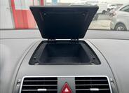 Volkswagen Touran 28