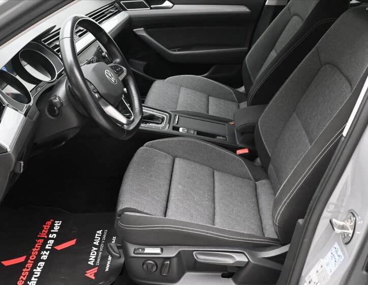 Volkswagen Passat Kombi 2,0 l 110 kw