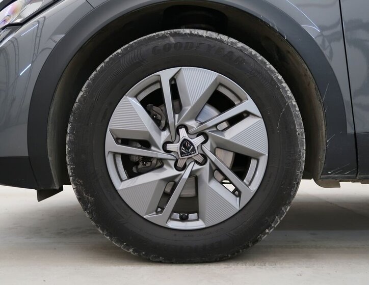 Peugeot 408 Liftback 1,2 l 96 kw