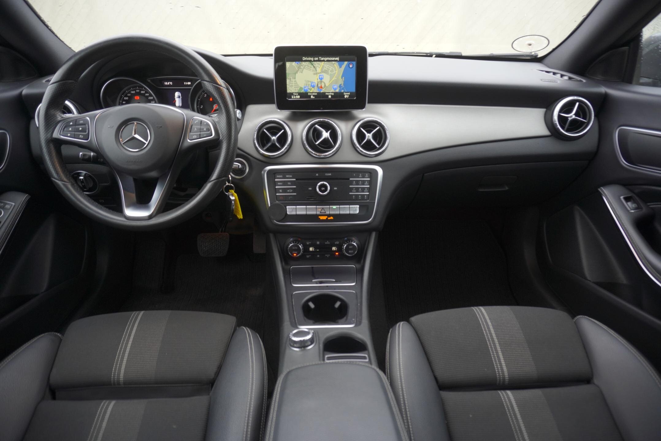 Mercedes-Benz CLA Kombi 2,1 l 100 kw