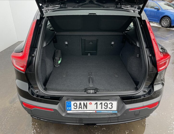 Volvo XC40 SUV 2,0 l 145 kw