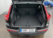 Volvo XC40 SUV 2,0 l 145 kw