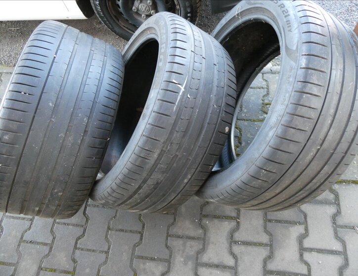 BMW X5 SUV / Terénní 3,0 l 195 kw