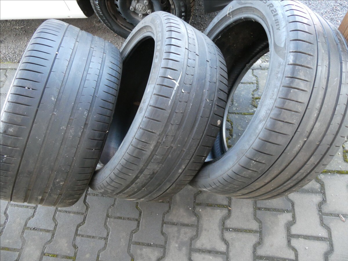 BMW X5 SUV / Terénní 3,0 l 195 kw