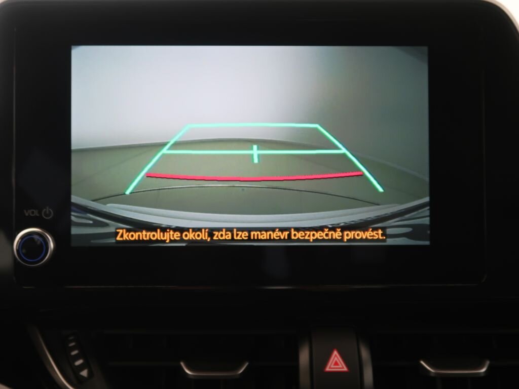 Toyota C-HR SUV 1,8 l 72 kw