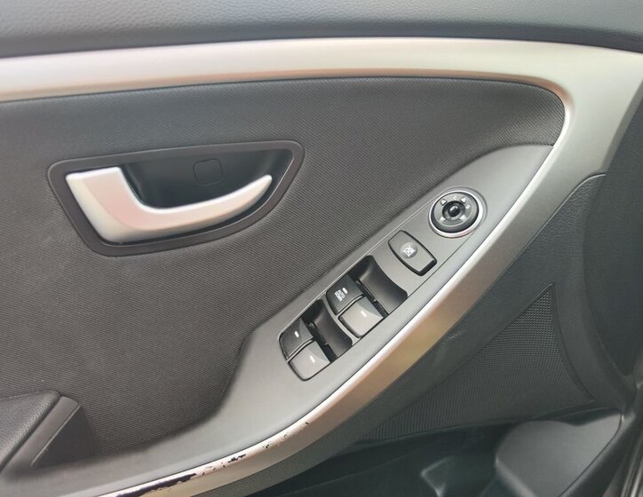 Hyundai i30 Kombi 1,6 l 88 kw