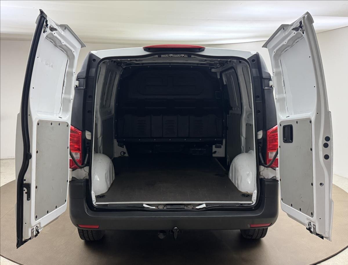 Mercedes-Benz Vito Skříň 1,6 l 65 kw