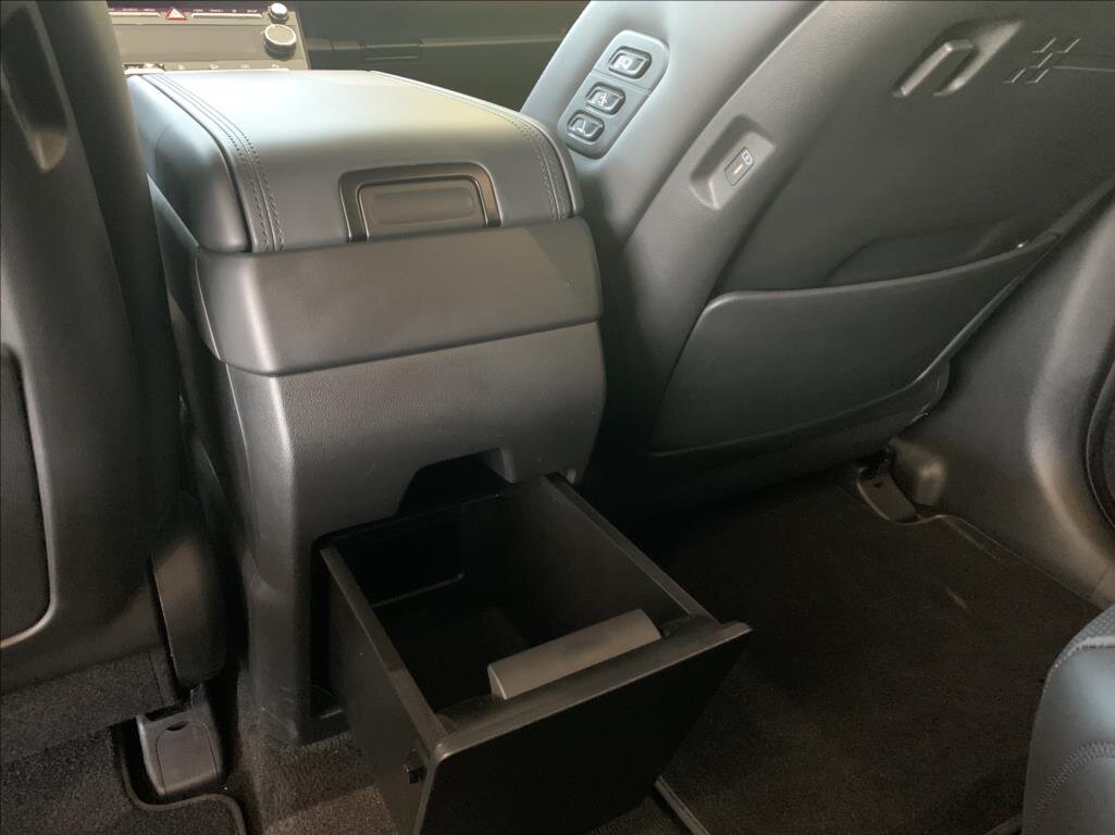 Hyundai Santa Fe SUV 1,6 l 178 kw