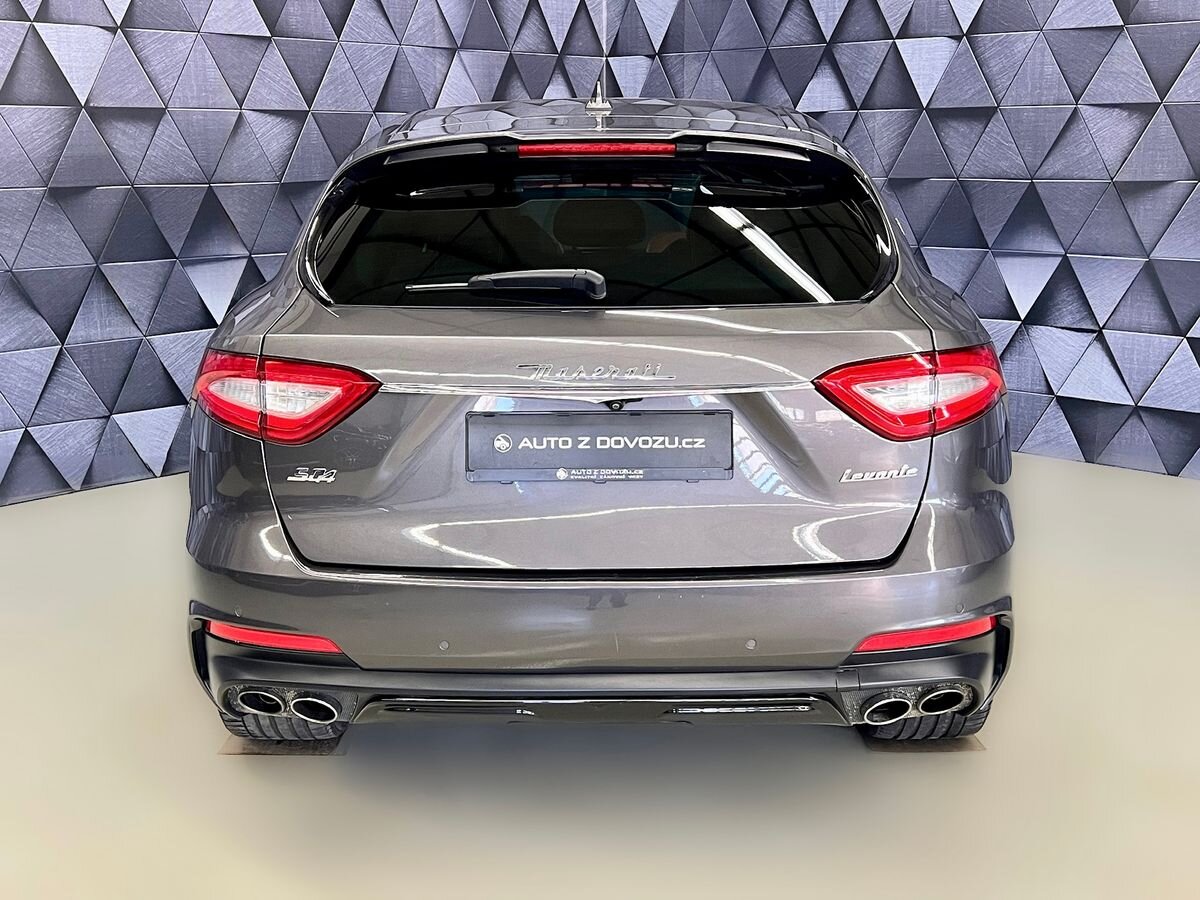 Maserati Levante SUV / Terénní 3,0 l 316 kw