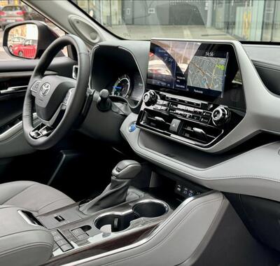 Toyota Highlander 25