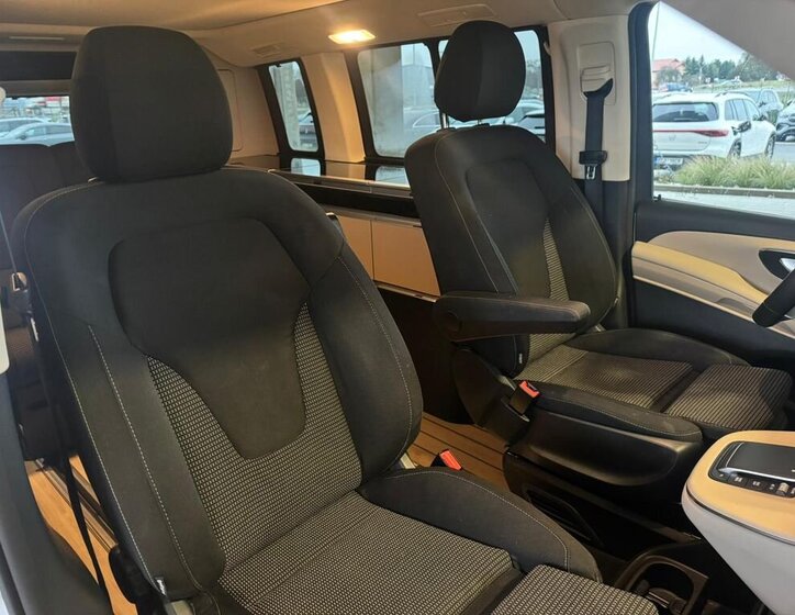 Mercedes-Benz Třídy V 21