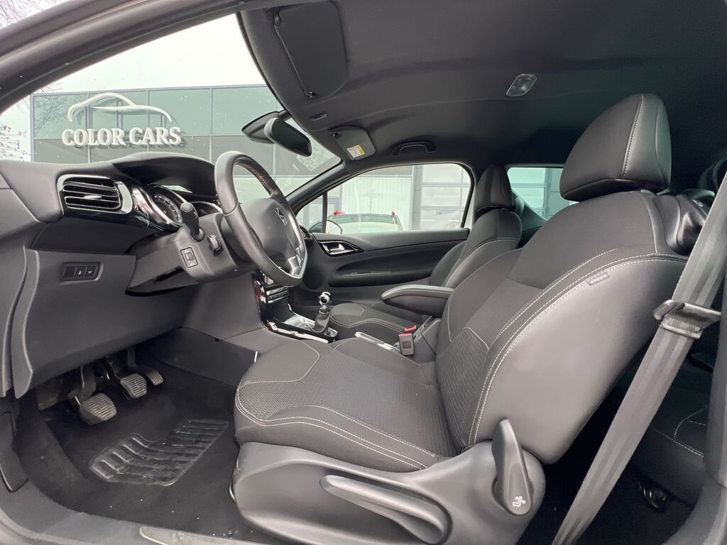 Citroën DS3 Hatchback 1,2 l 81 kw