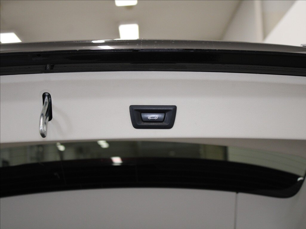 BMW X3 SUV / Terénní 2,0 l 215 kw