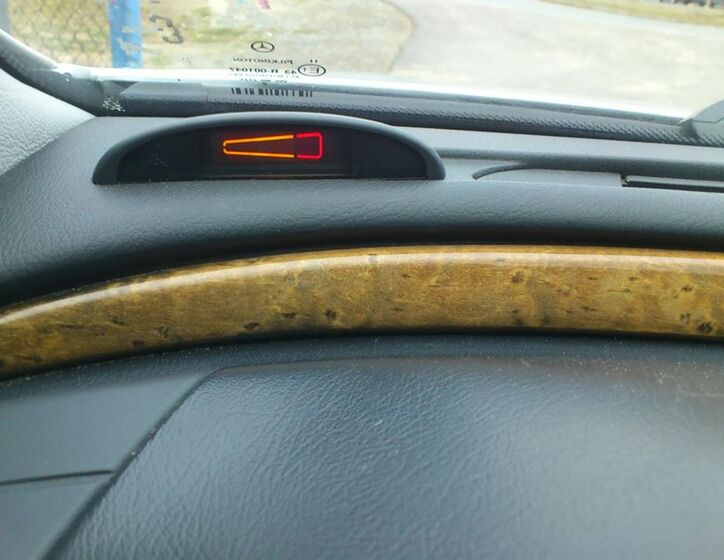 Mercedes-Benz CLK 27